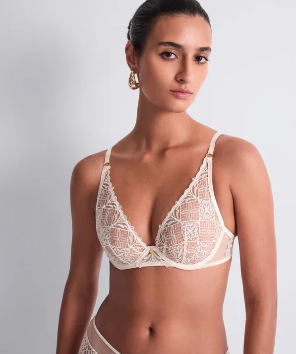 BH's beige Aubade