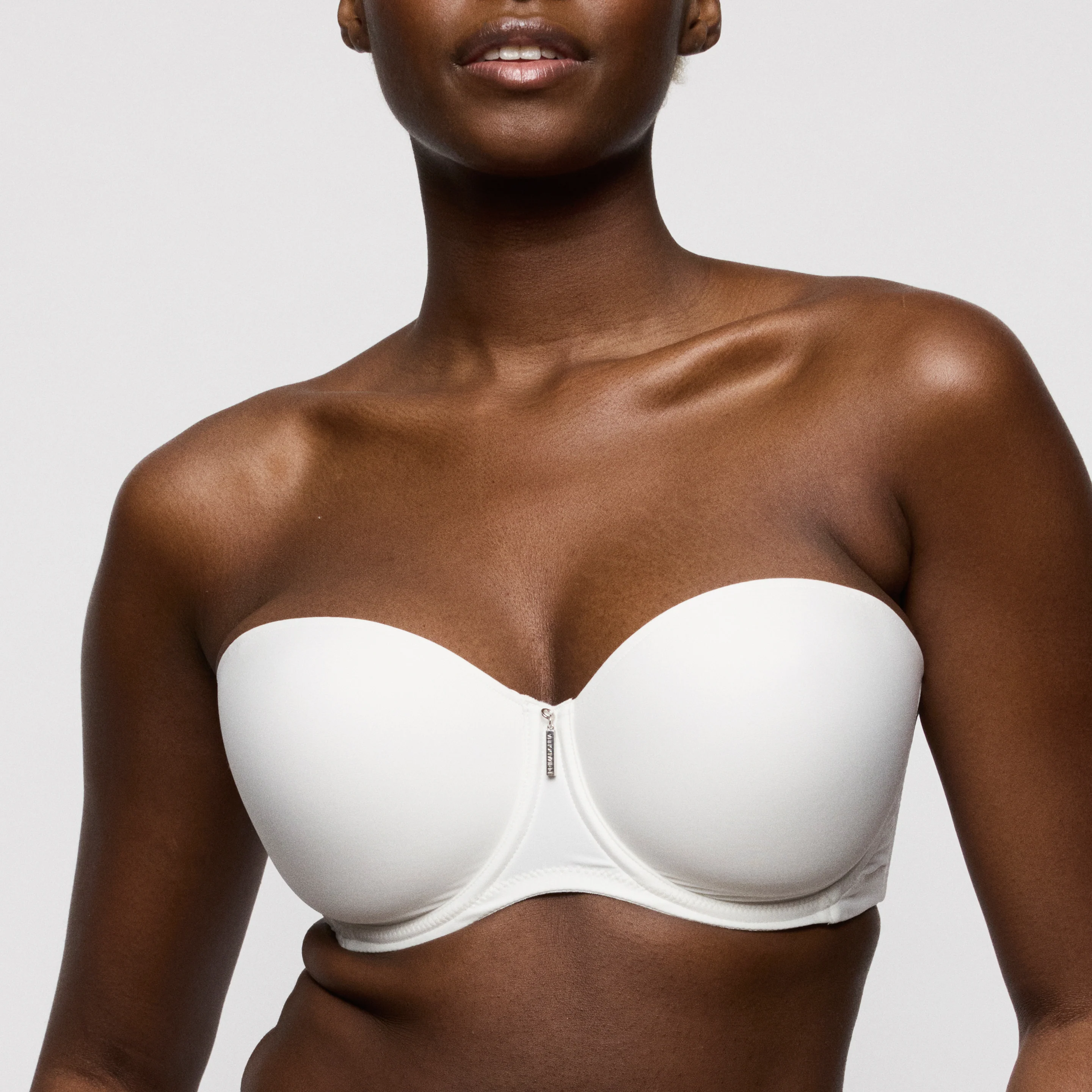 BH's beige Prima Donna Twist