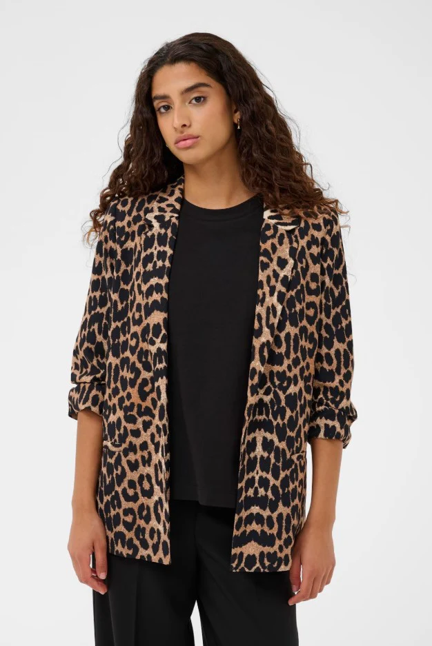 Blazers bruin Soaked In Luxury