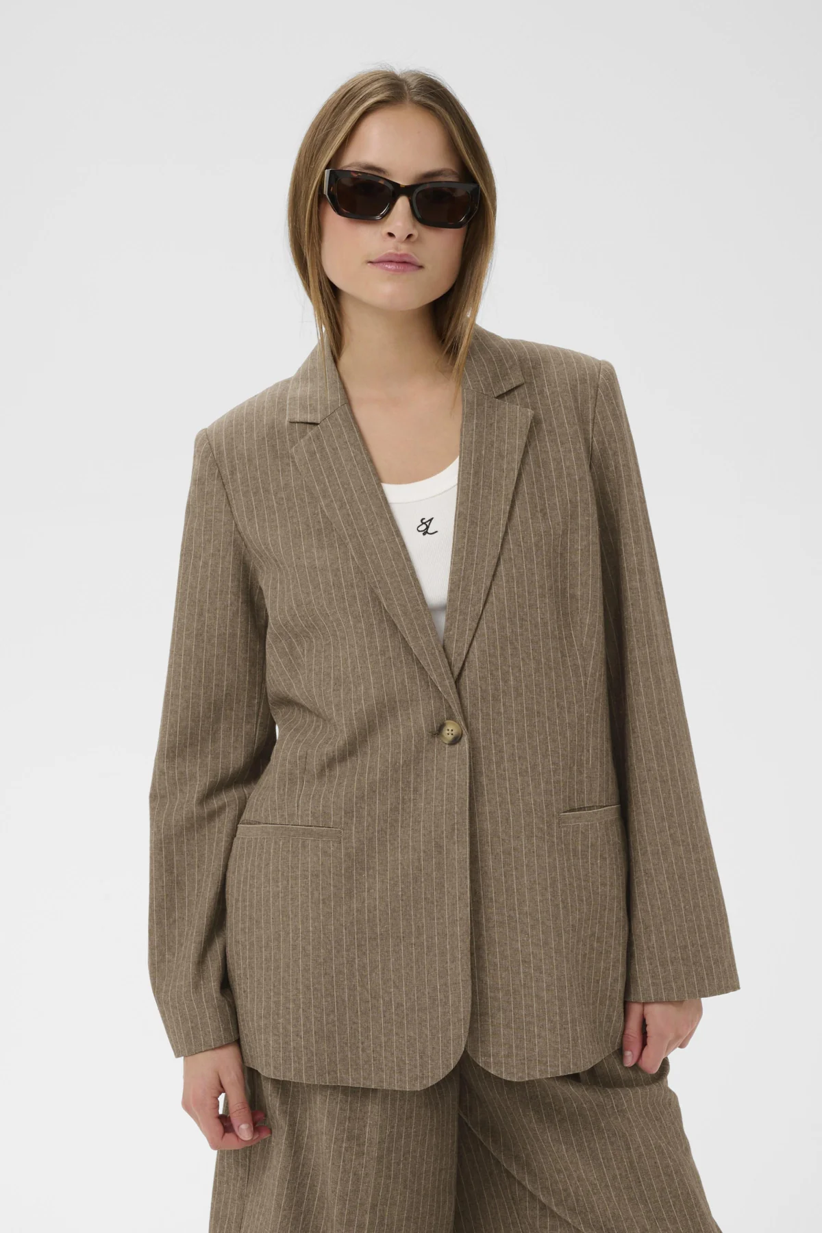Blazers bruin Soaked In Luxury