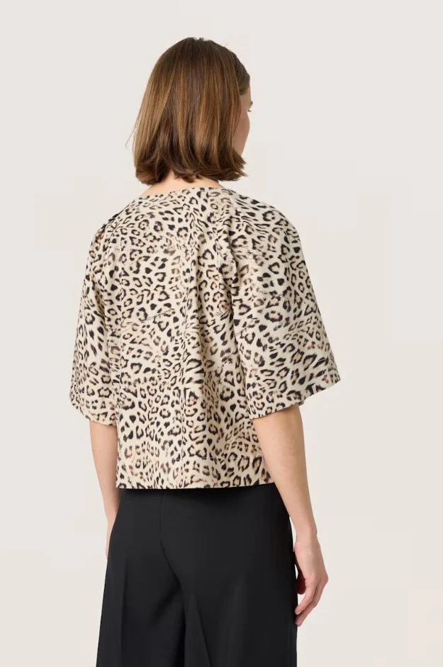 Blouses korte mouw beige Soaked In Luxury - Image 2