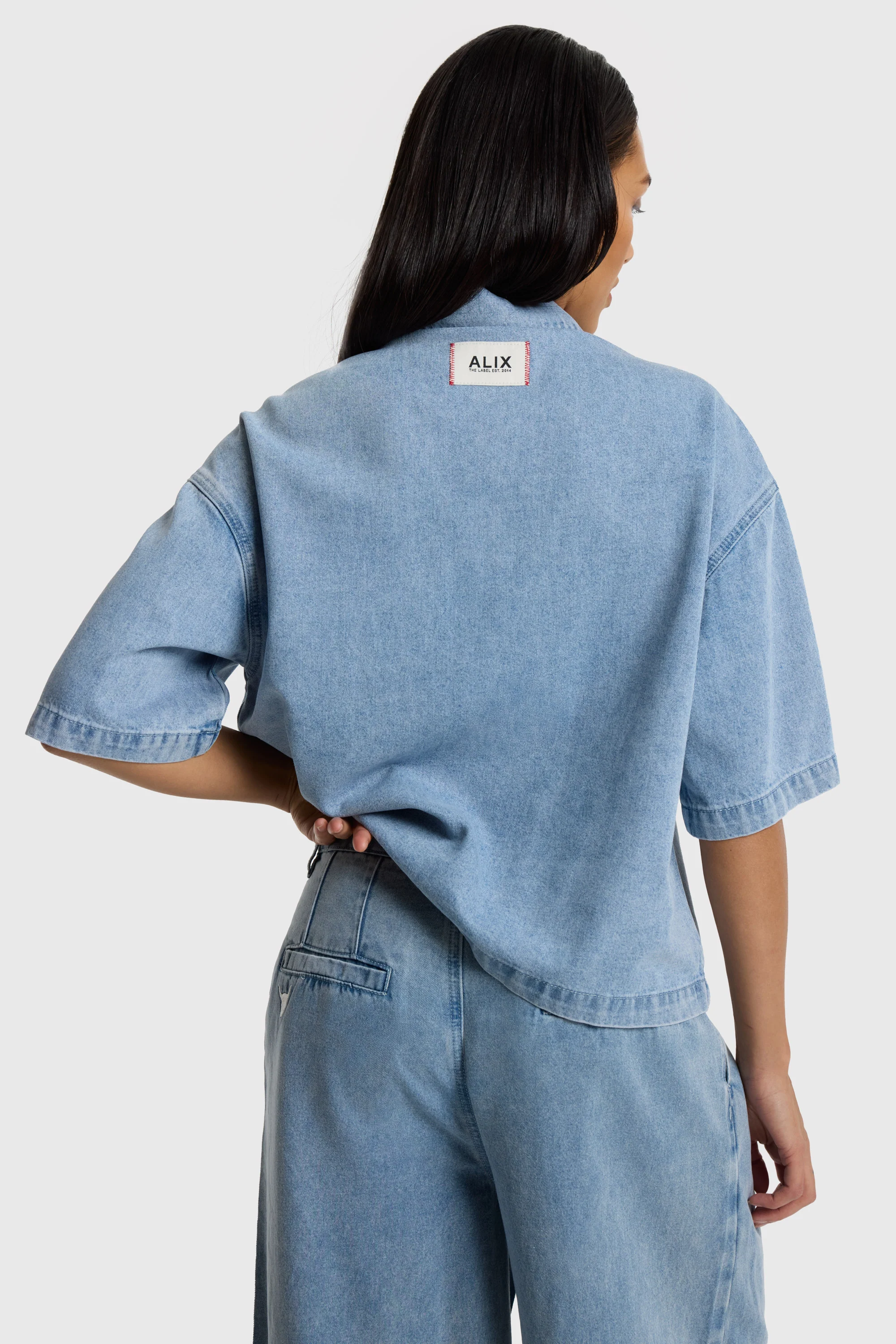 Blouses korte mouw blauw ALIX The Label - Image 2