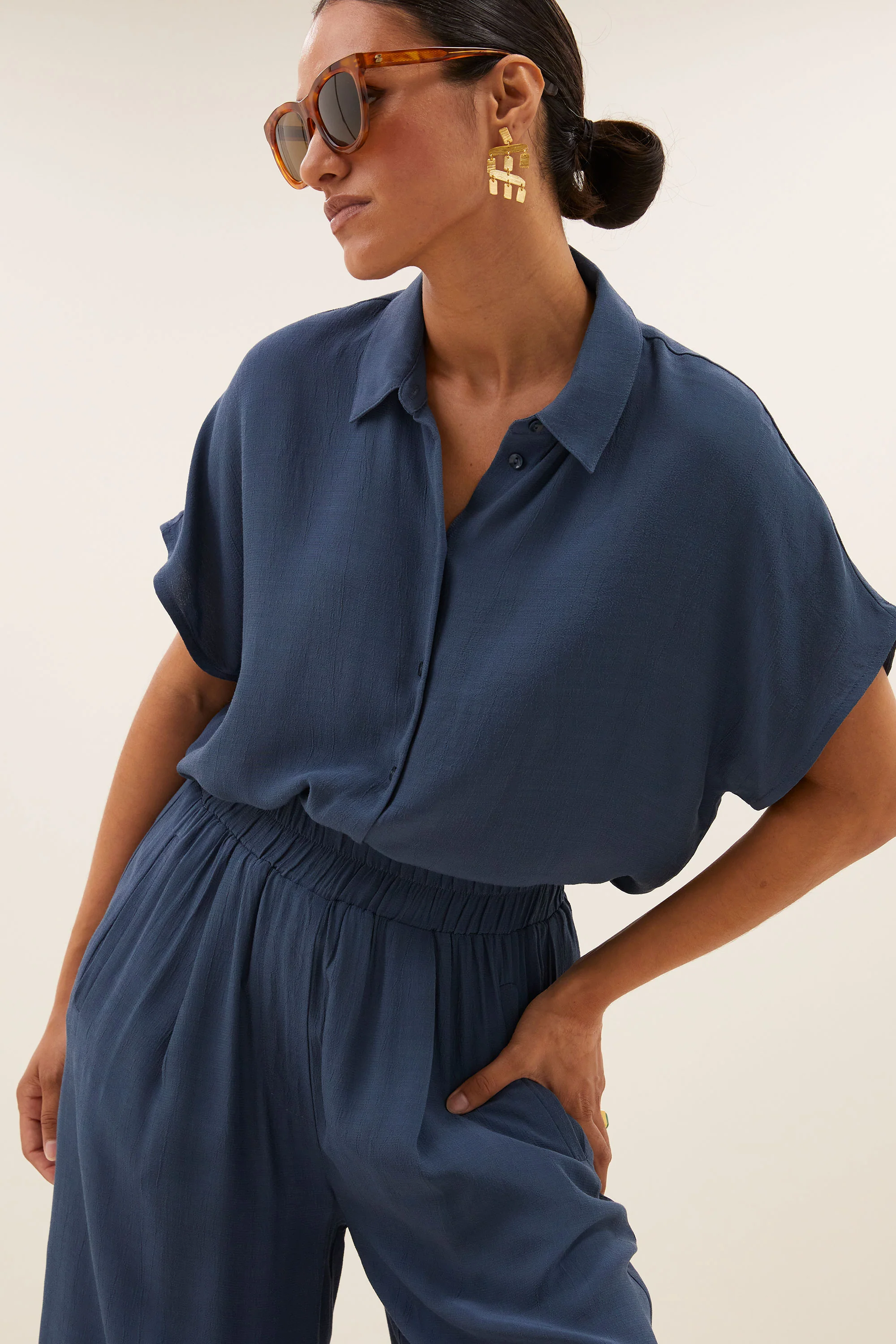 Blouses korte mouw blauw by-bar