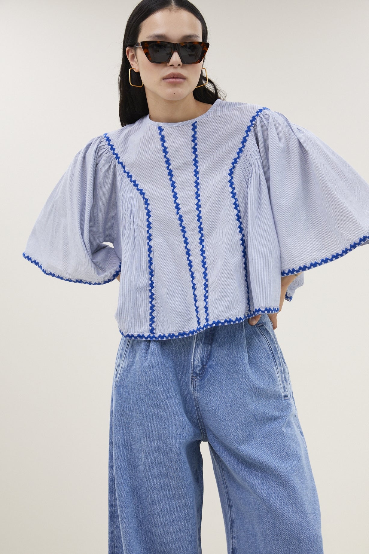 Blouses korte mouw blauw by-bar