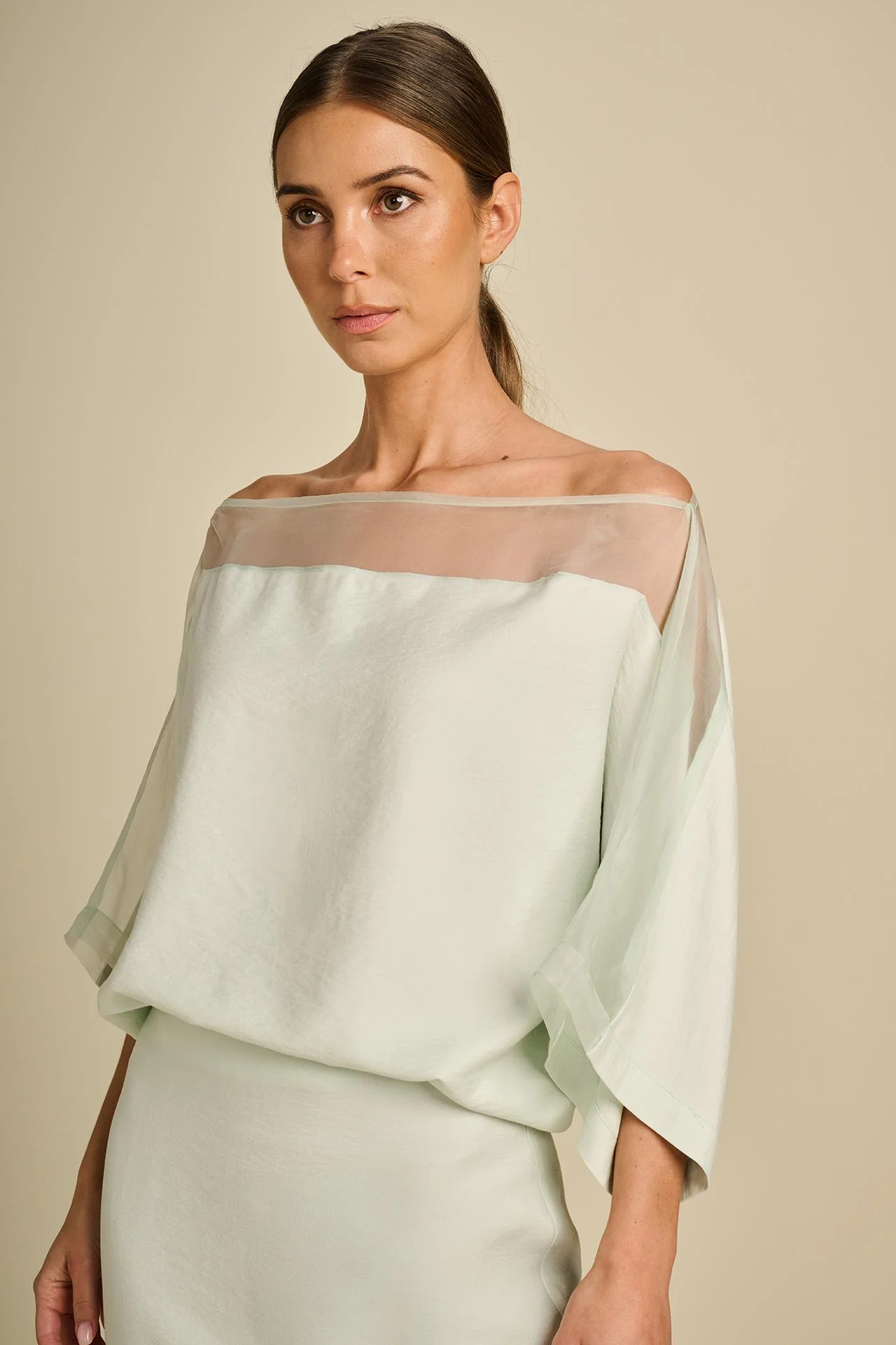 Blouses korte mouw groen March23 - Image 4