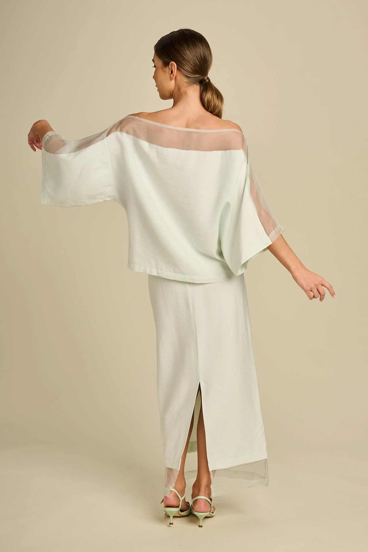 Blouses korte mouw groen March23 - Image 5