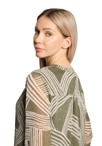 Blouses korte mouw groen Betty & Co - Image 7