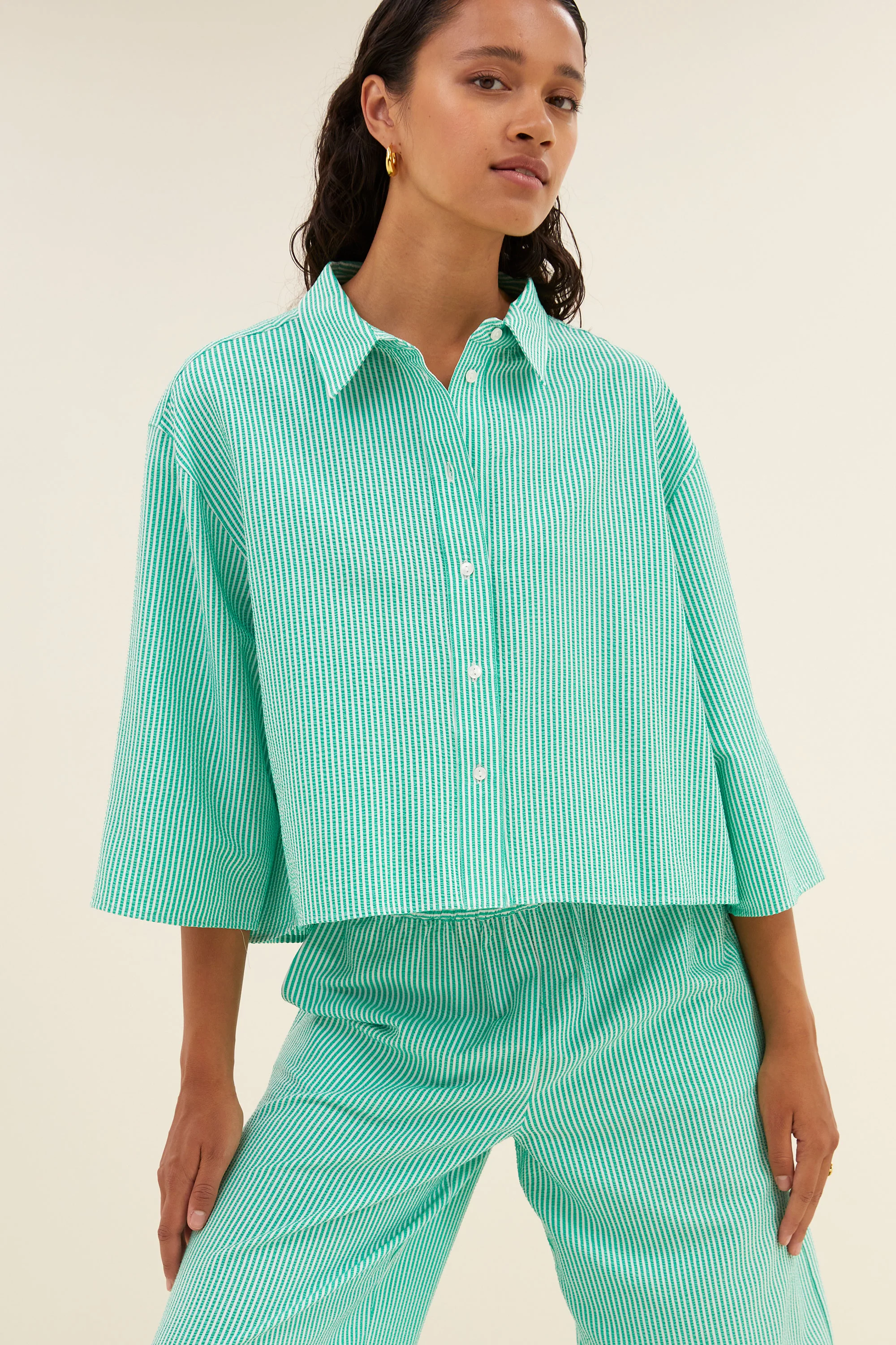 Blouses korte mouw groen by-bar