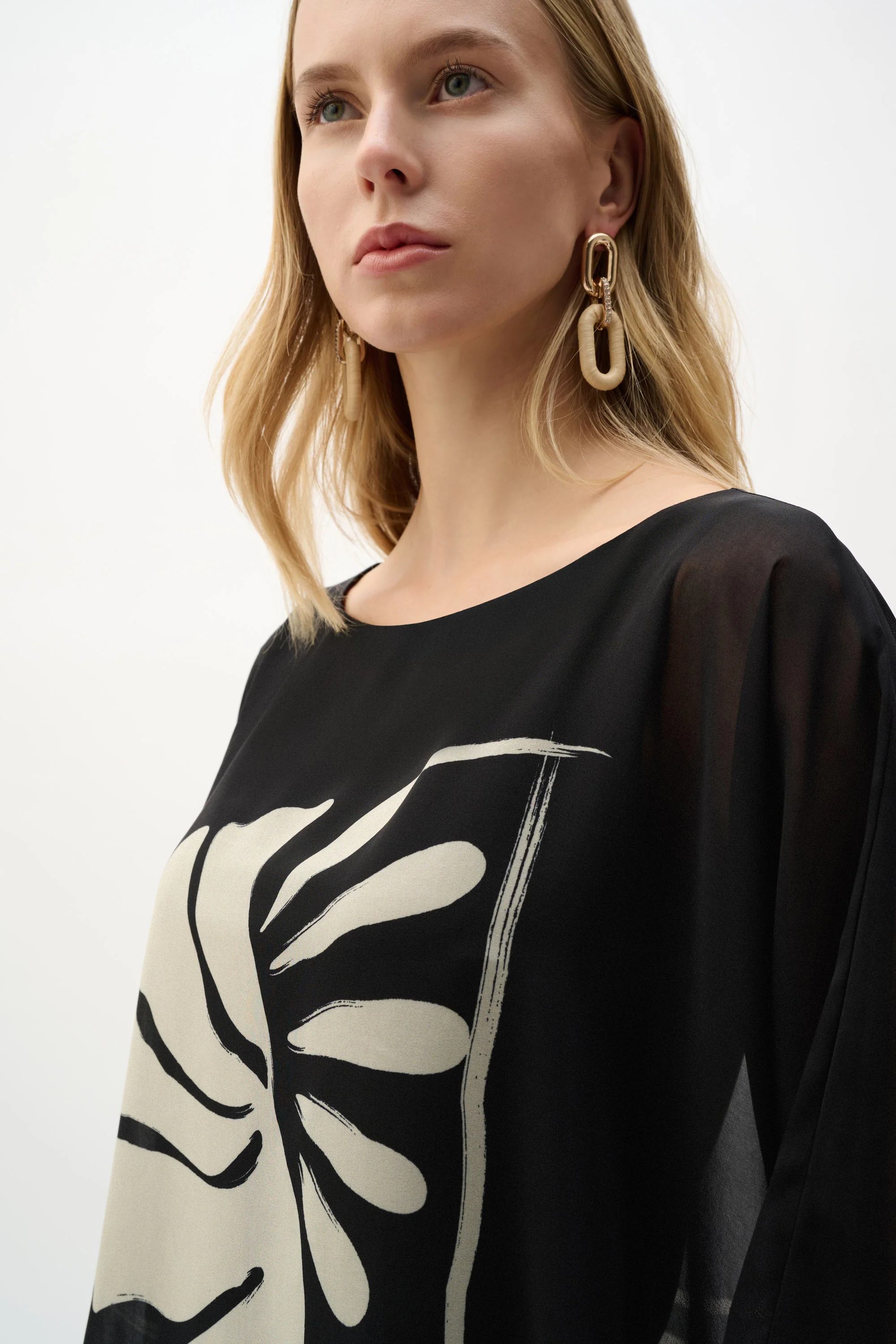 Blouses korte mouw zwart Joseph Ribkoff - Image 4