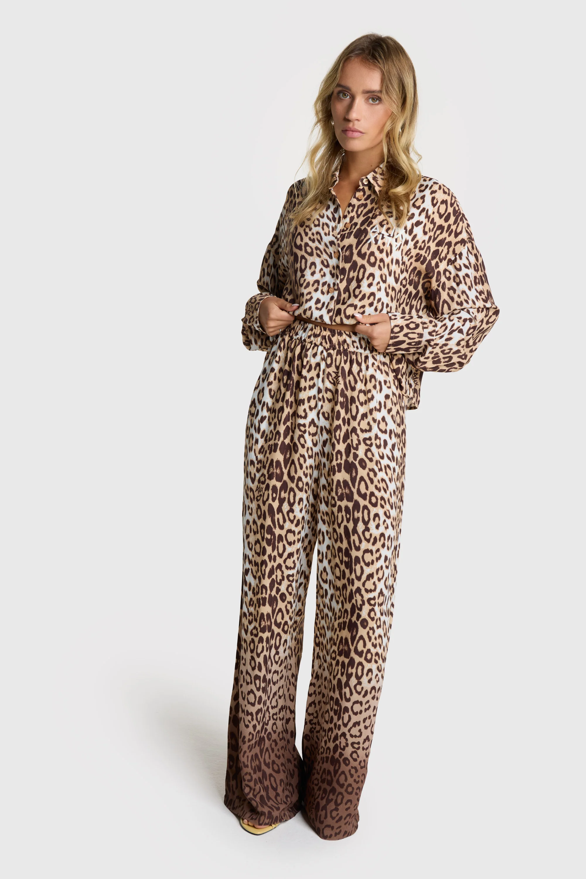 Blouses lange mouw bruin ALIX The Label - Image 4