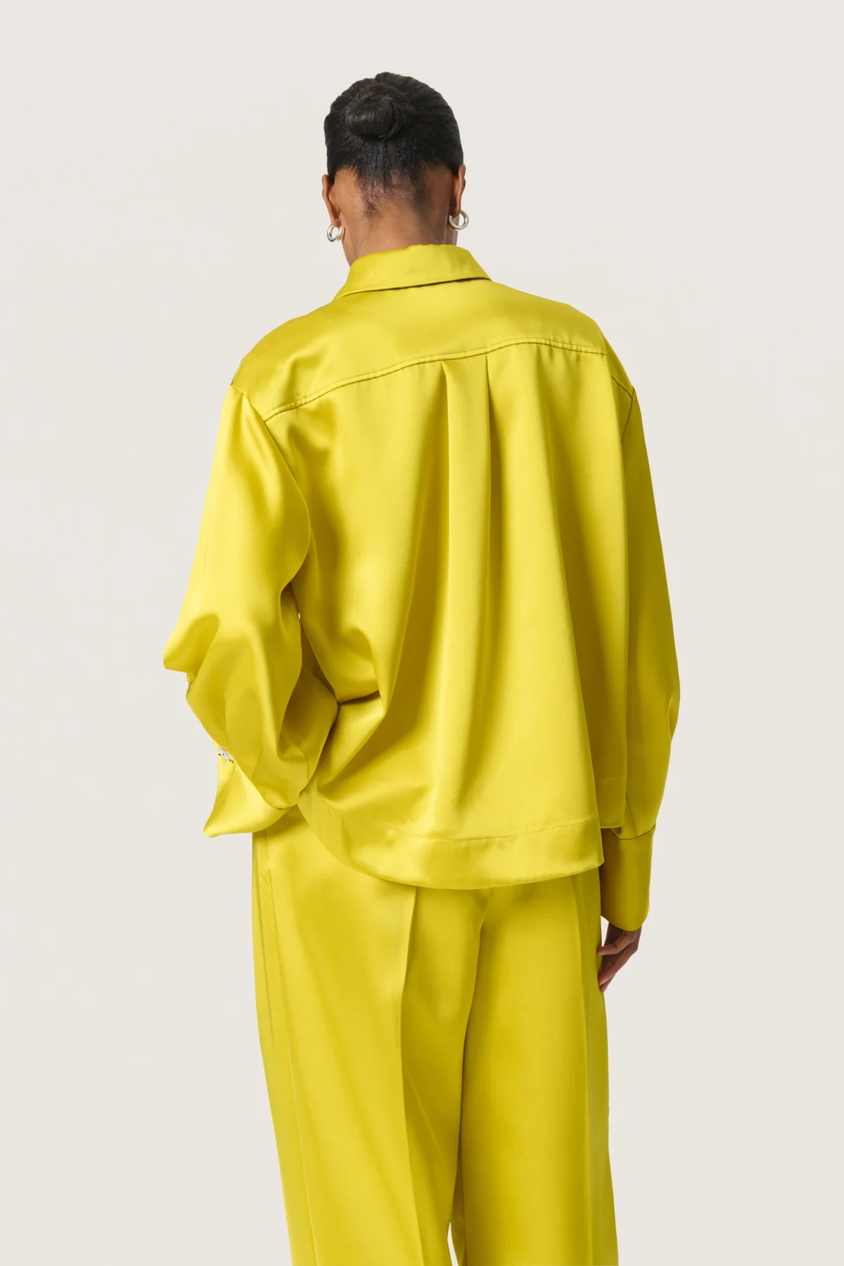 Blouses lange mouw geel Soaked In Luxury - Image 5