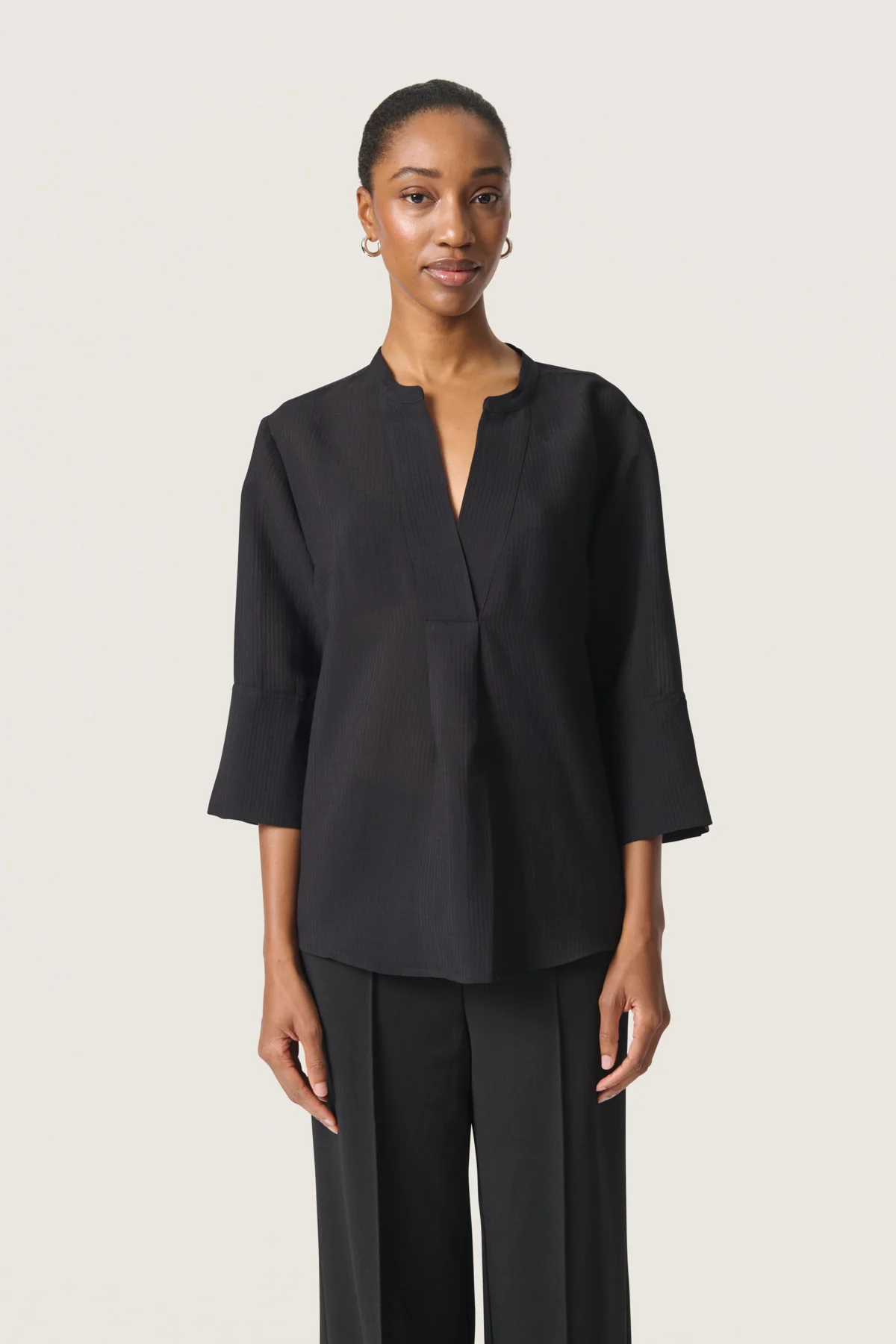 Blouses lange mouw zwart Soaked In Luxury