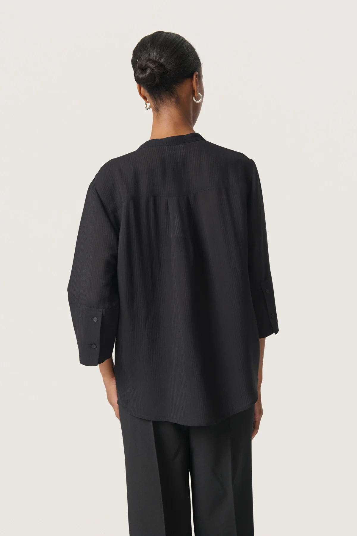 Blouses lange mouw zwart Soaked In Luxury - Image 5