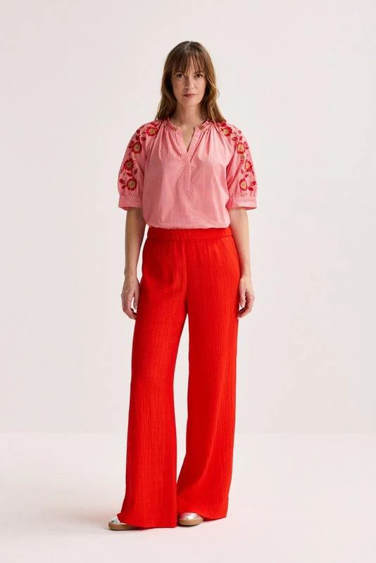 Broeken rood Mayerline