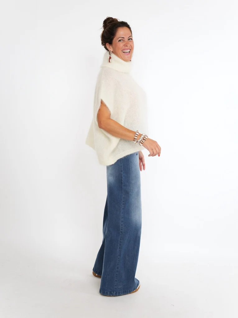 Pulls beige BLACK ROSE