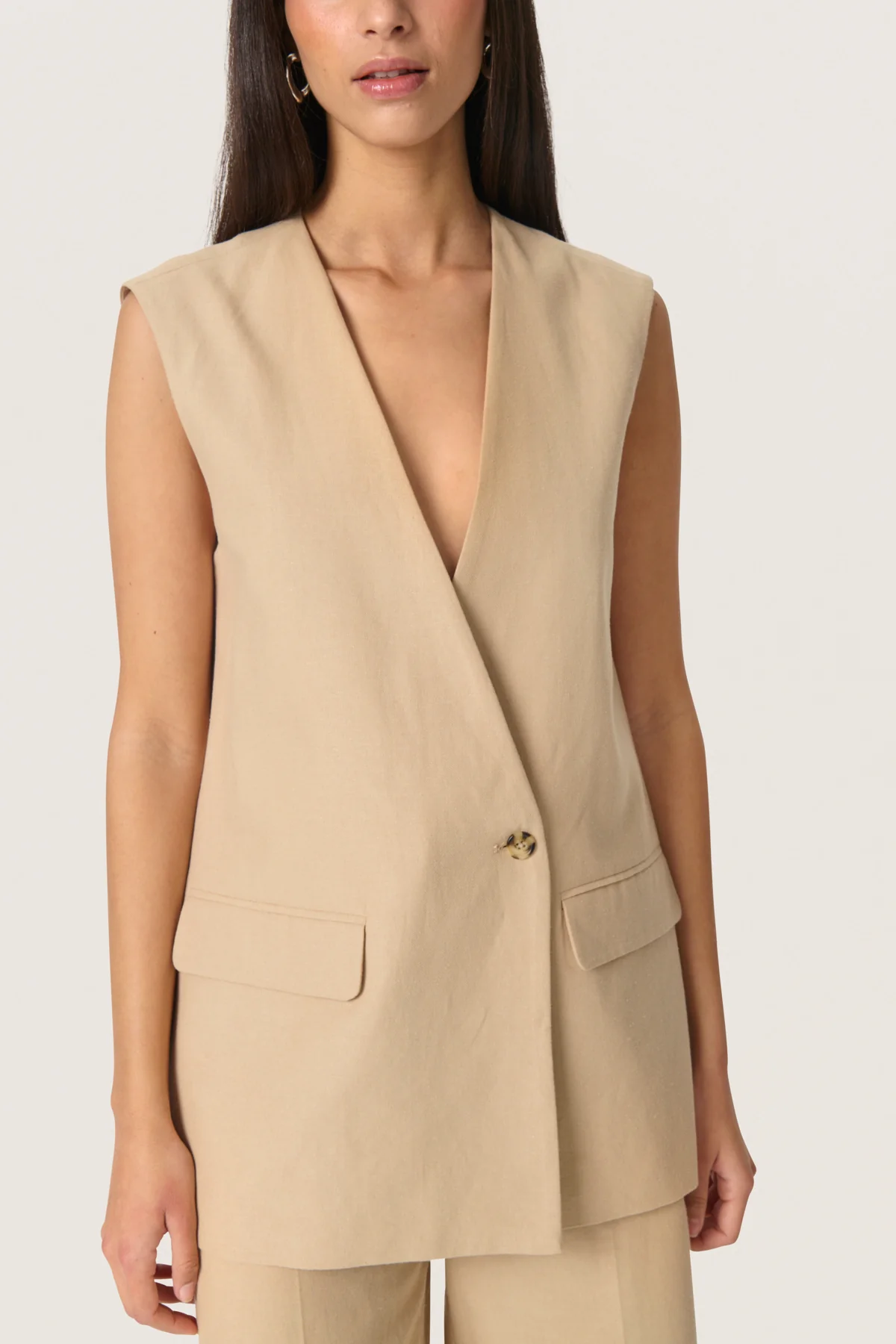 Gilets beige Soaked In Luxury - Image 3