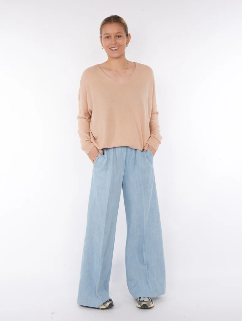 Pulls beige BLACK ROSE