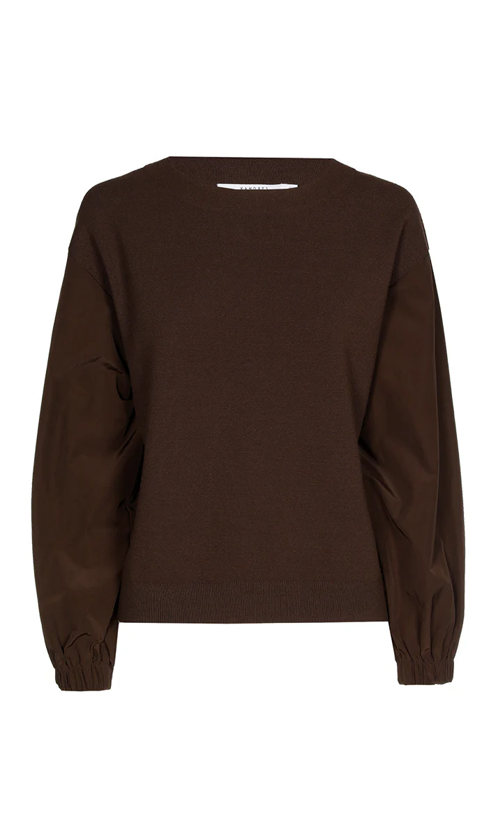Pulls bruin Xandres