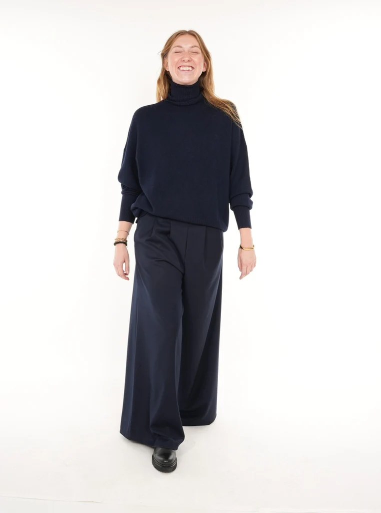 Pulls navy BLACK ROSE
