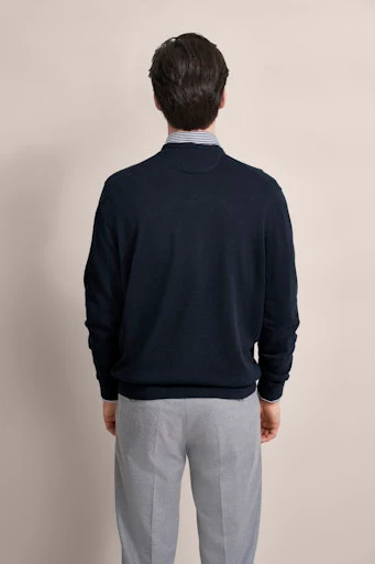 Pulls navy Bugatti - Image 3