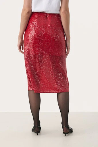Rokken rood Part Two - Image 6