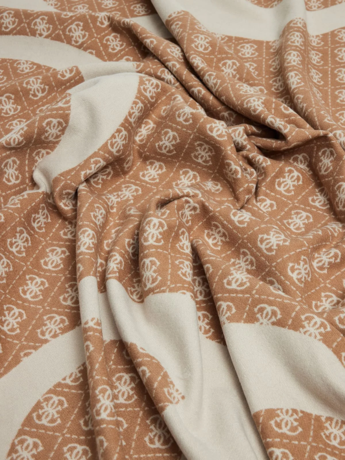 Sjaals beige Guess