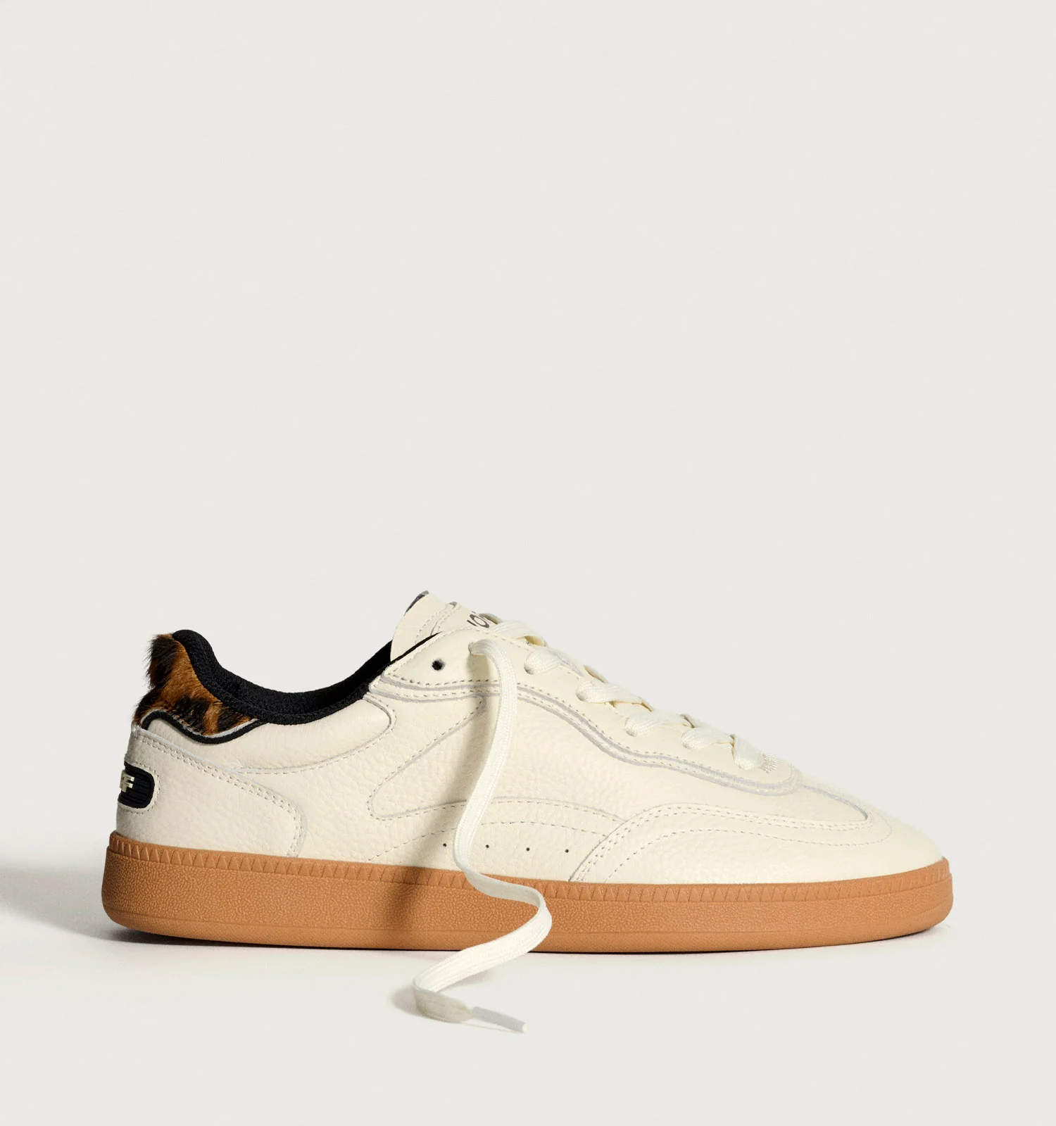 Sneakers wit HOFF - Image 3