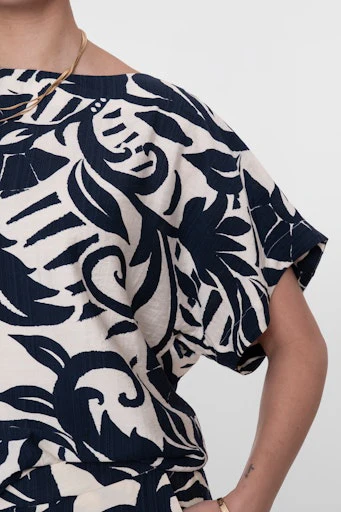 Tops navy Geisha - Image 3